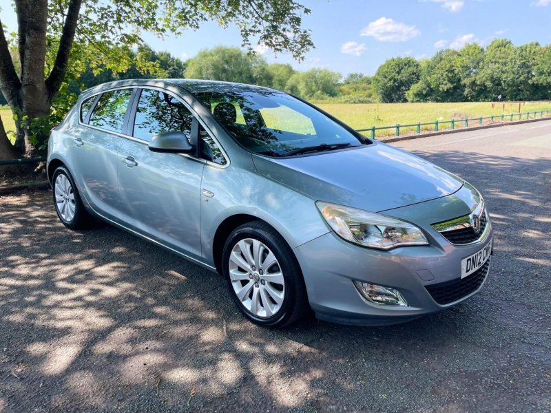 VAUXHALL ASTRA 1.6 16v SE Auto Euro 5 5dr