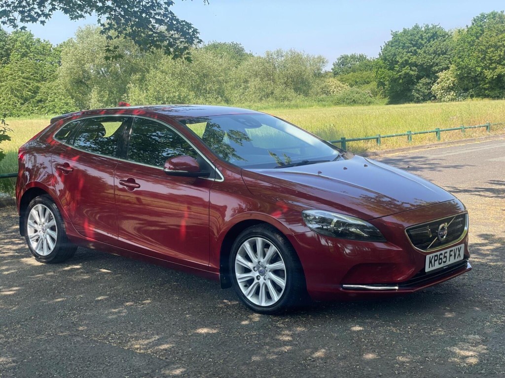 2015 Volvo V40
